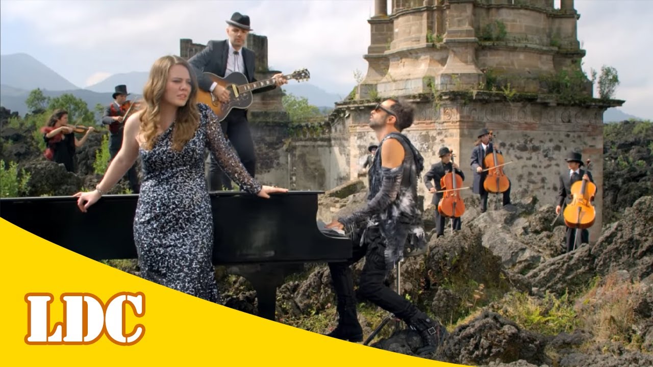 Jesse & Joy - Llorar [Lyrics] ft. Mario Domm