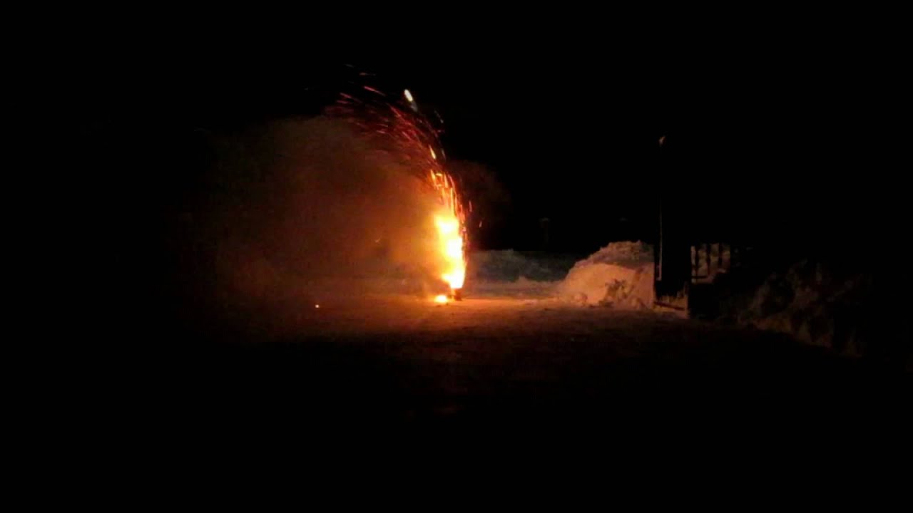 My Smoke Bomb/Dumine bomba - HD