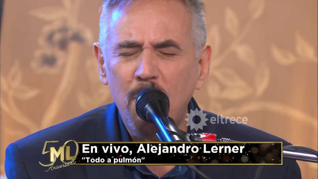 Alejandro Lerner cantó un popurri de sus grandes éxitos en la mesa de Mirtha
