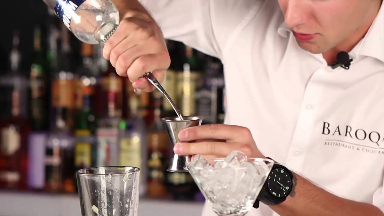 OGÓRKOWE TINI - Orzeźwiający Drink Z Ogórkiem | Za Barem #15