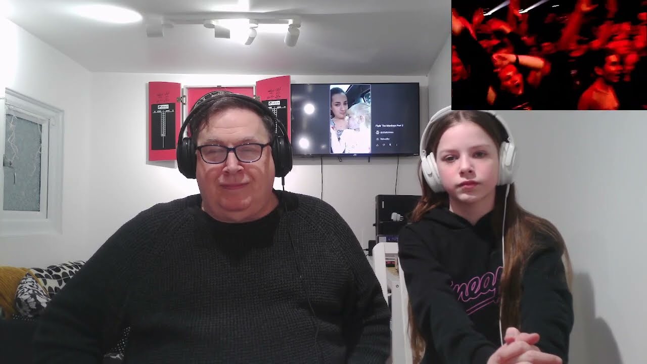 Showing Lilly 'Sit Down' by James Live in Manchester
