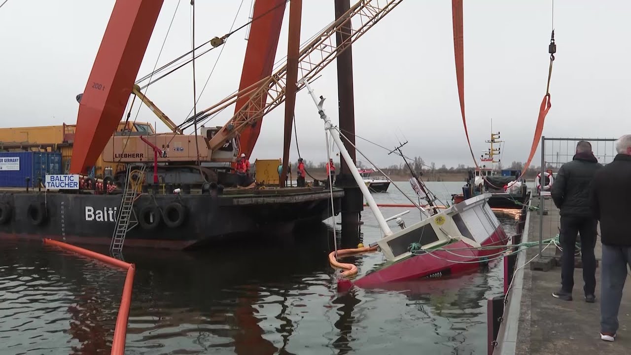 Gesunkener Fischkutter „Luna Rossa“ geborgen