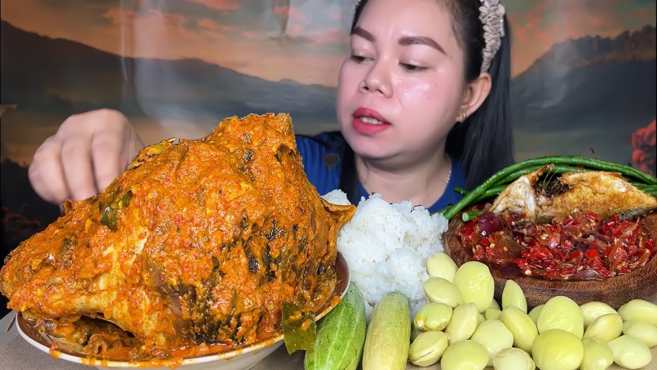 GULAI KEPALA KAMBING JUMBO,JENGKOL MUDA TIMUN SAMBAL BAWANG IKAN ASIN MUKBANG