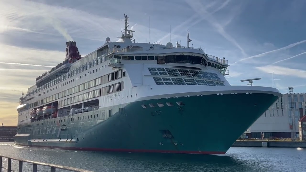 MS NORDIC PEARL in the port of Copenhagen 13th of October 