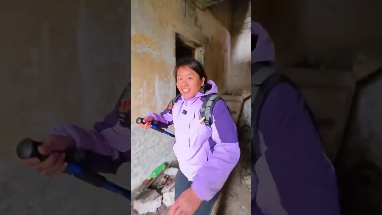 Exploring an Abandoned Village in Guangdong's Mountains