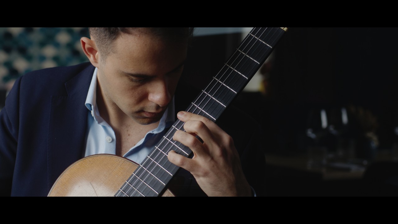 Danza del Molinero (Manuel de Falla) played by David Strbac - DEVENIR