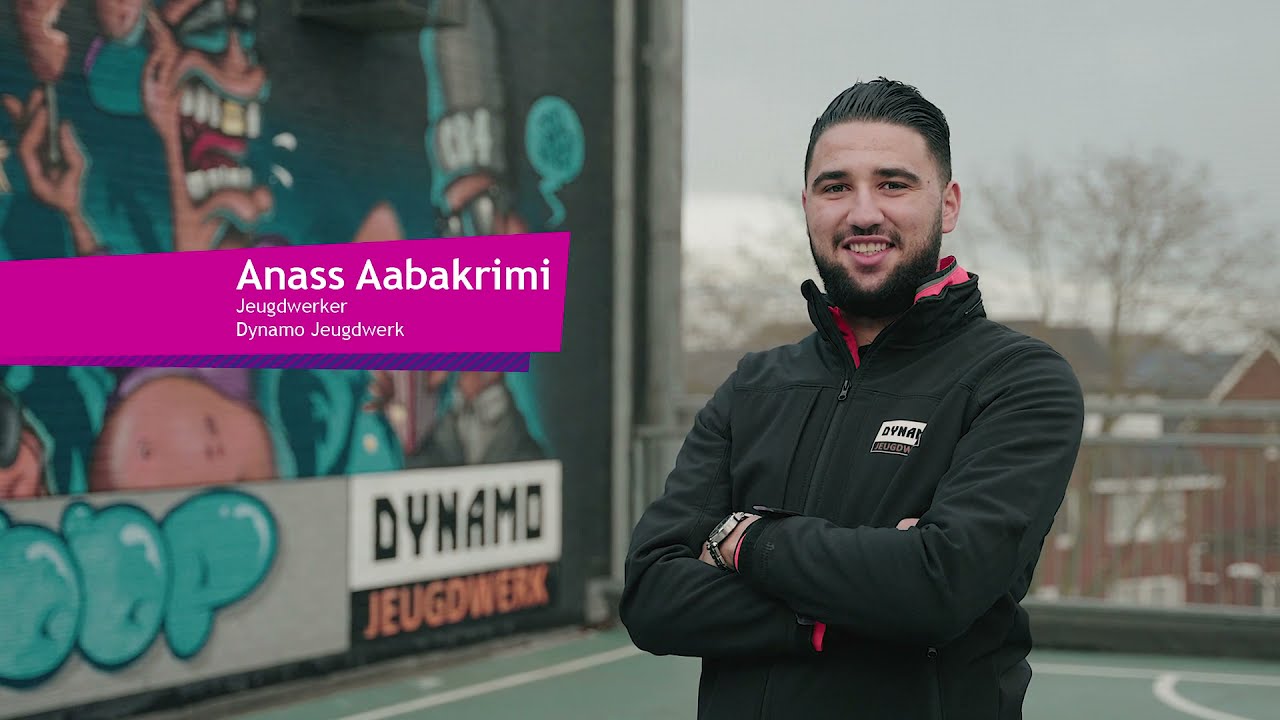 Mbo Sociaal Werker Anass is jeugdwerker bij Dynamo Jeugdwerker