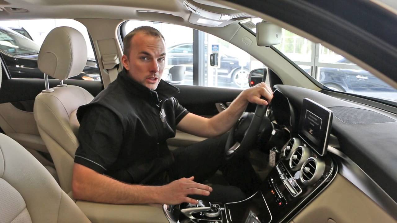 COMAND Navigation: 2016 Mercedes-Benz GLC 300