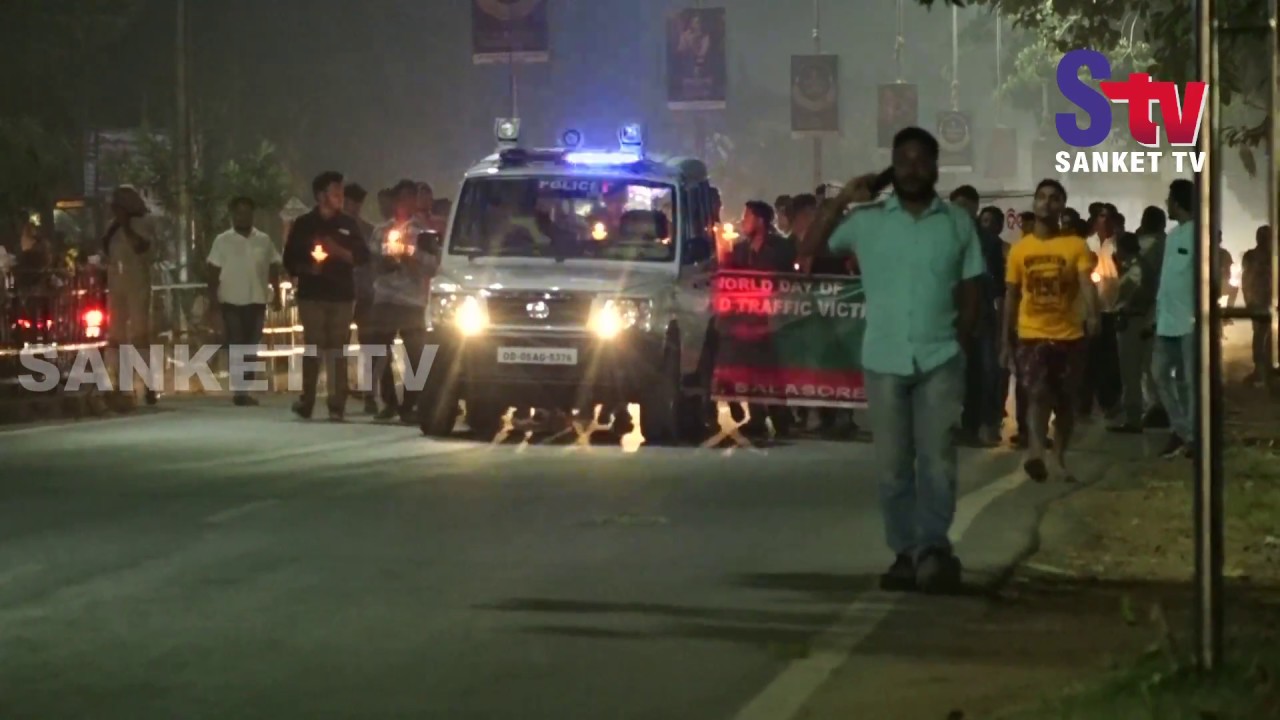 Odisha : Candlelight awareness rally for road safety held at Balasore | Sanket Tv