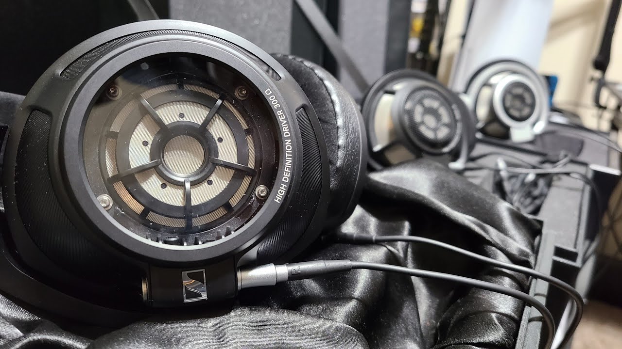 Sennheiser HD820 vs HD800 and HD800S Comparison