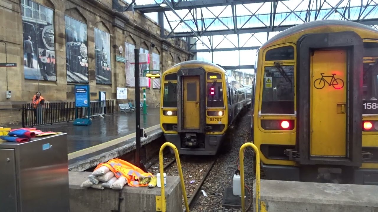 The Class 158 'Express Sprinter' (2-Car) Northern Trains No.158787 was arrives onto P6 at Carlisle.