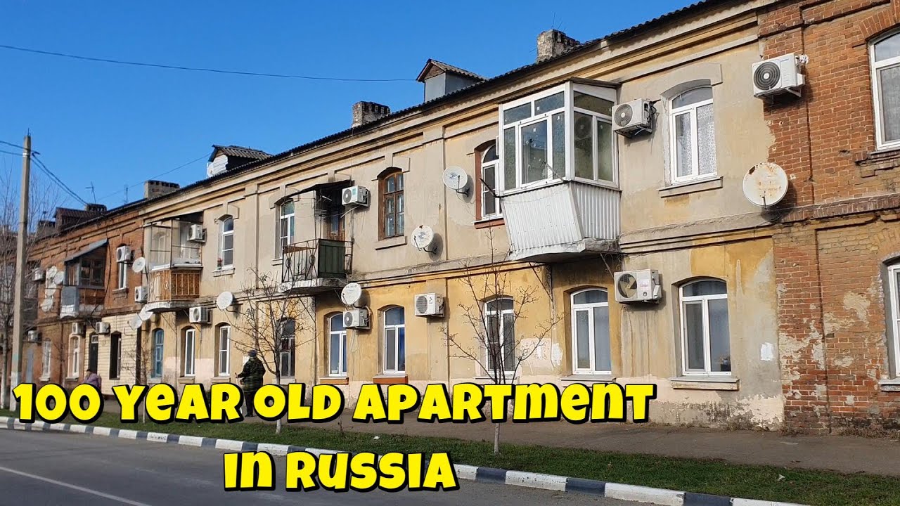 Living in Russia 105 year old apartment in Russia Farmer Market