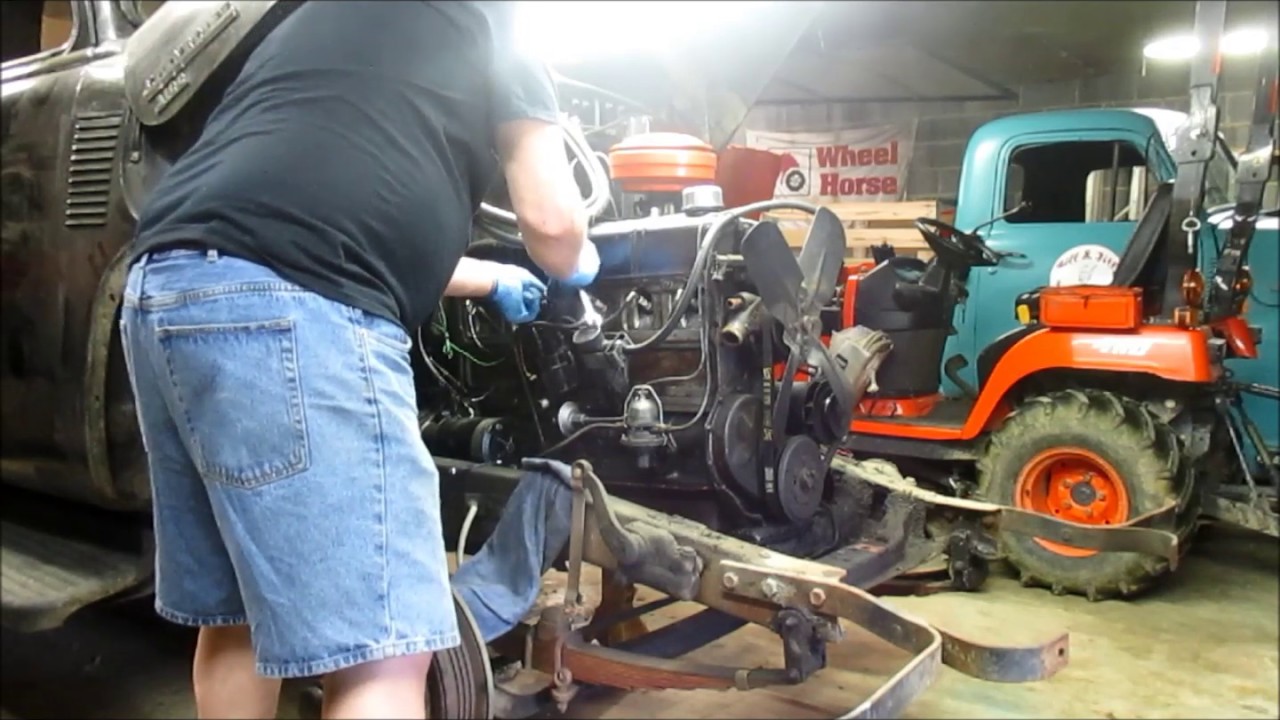 How to pull a 216 engine on a 1949-53 Chevy 3100, Restoration part 4