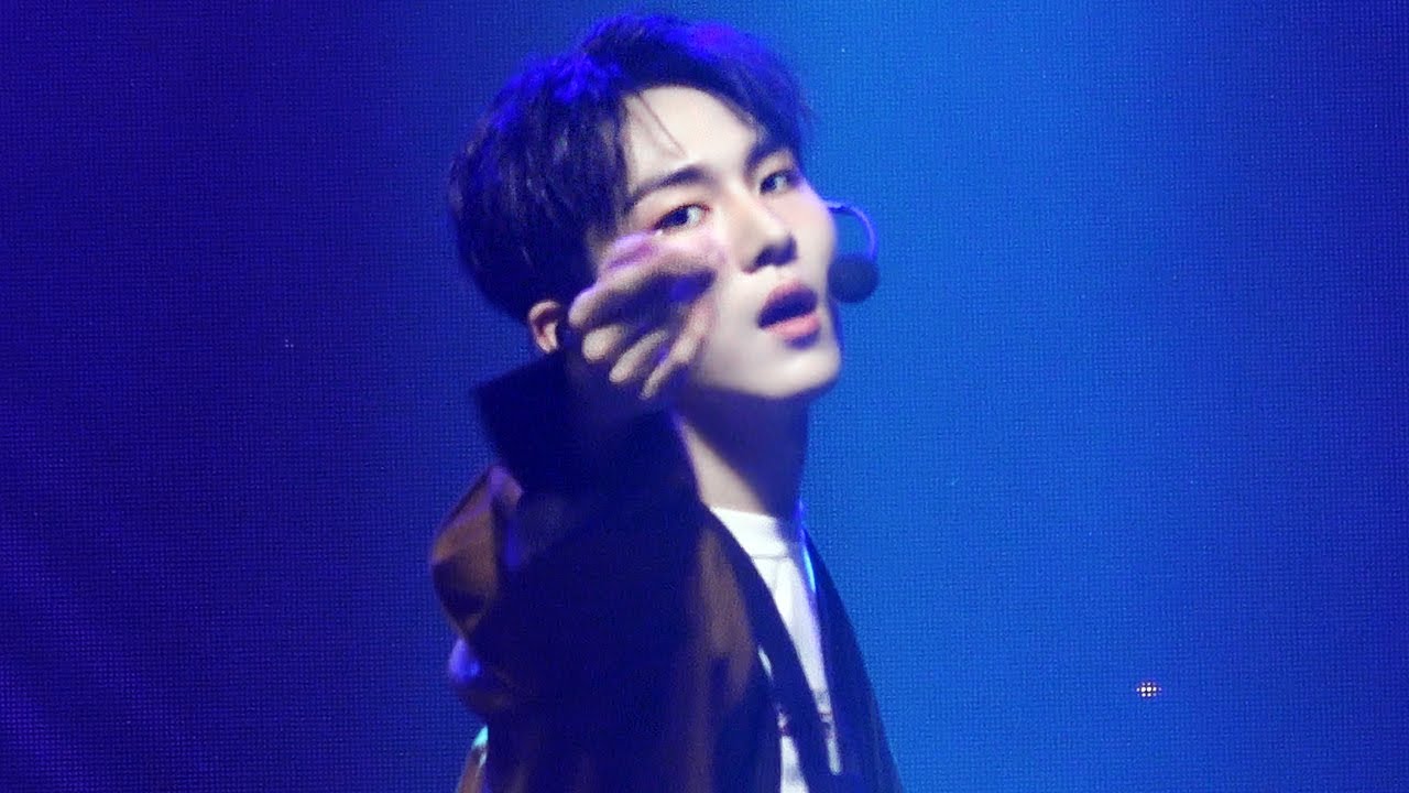 181026 실연자 페스티벌 : 펜타곤 키노 PENTAGON KINO - VIOLET