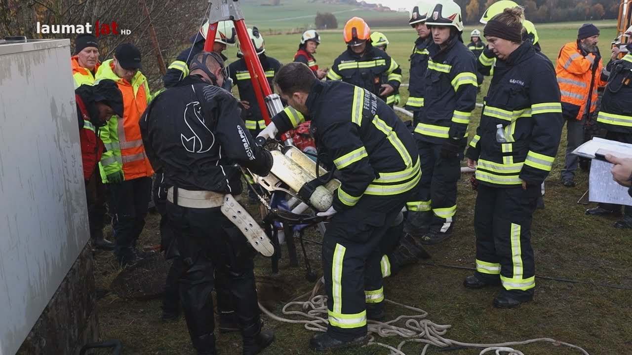 Schreie aus Kanalnetz: Großeinsatz der Feuerwehr samt Höhenrettern und Tauchern in Natternbach