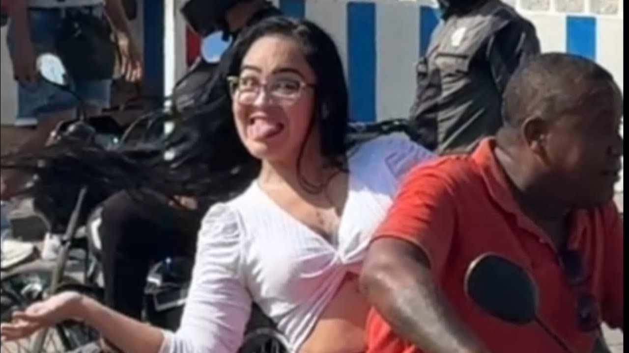 Vuelve el Pepino 🥒 al mercado Basurto de Cartagena 🤣🤣solo humor  con personajes creados #humor 