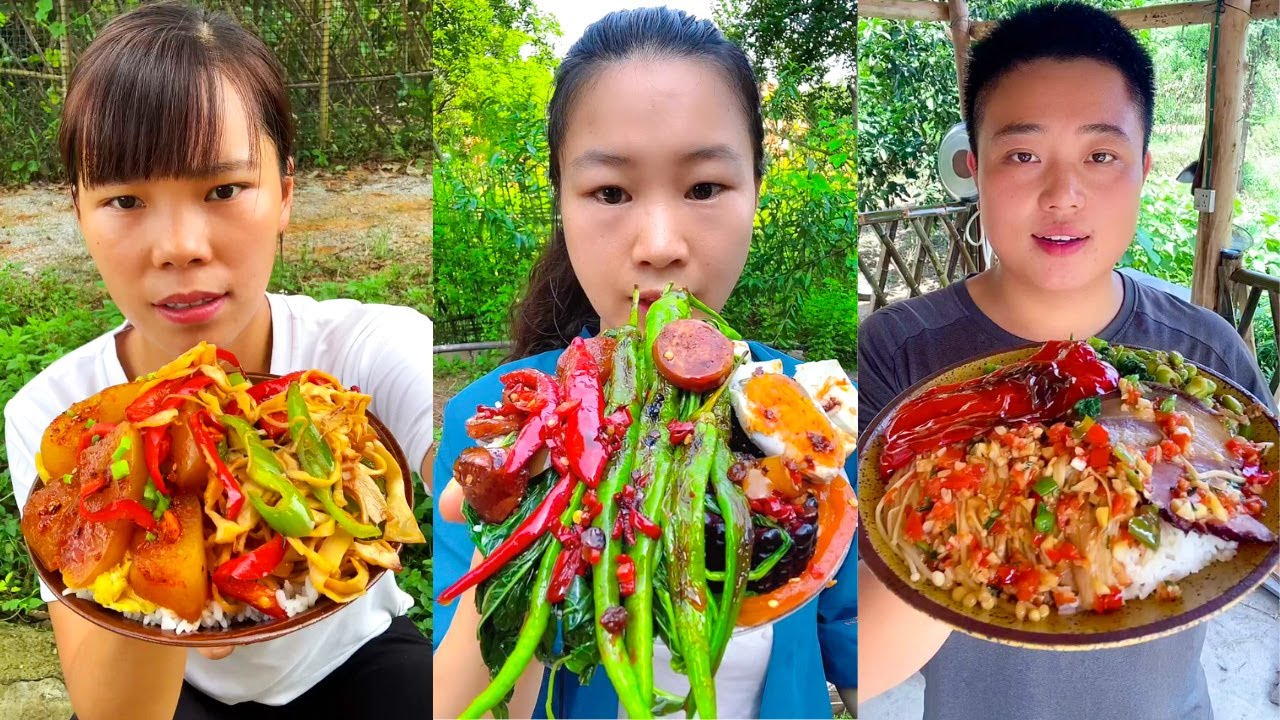 Rural Food: Eating Show Spicy Garlic Enoki Mushroom with Bacon And Green Cabbage is a Chinese dish.