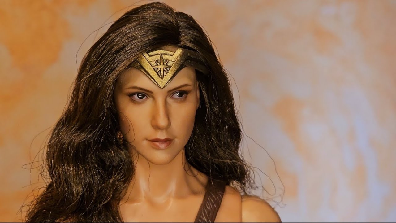 WONDER WOMAN CUSTOM 1/6 MUYYYY ECONÓMICO. ¿Quieres conseguir uno igual? 😉👍🏻