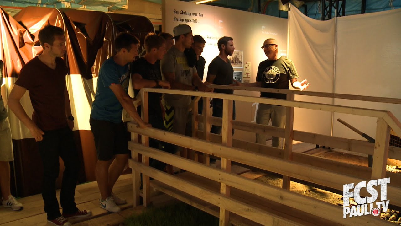 Kiezkicker im Museum I fcstpauli.tv