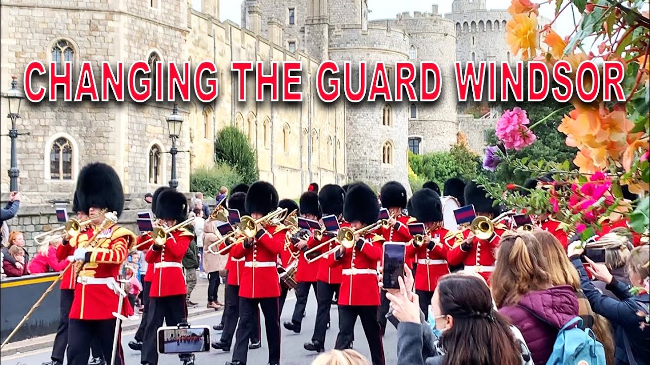 CHANGING THE GUARD WINDSOR 26/10/21||ROYAL GUARDS||VISIT WINDSOR.#videooftheday #guards #britisharmy