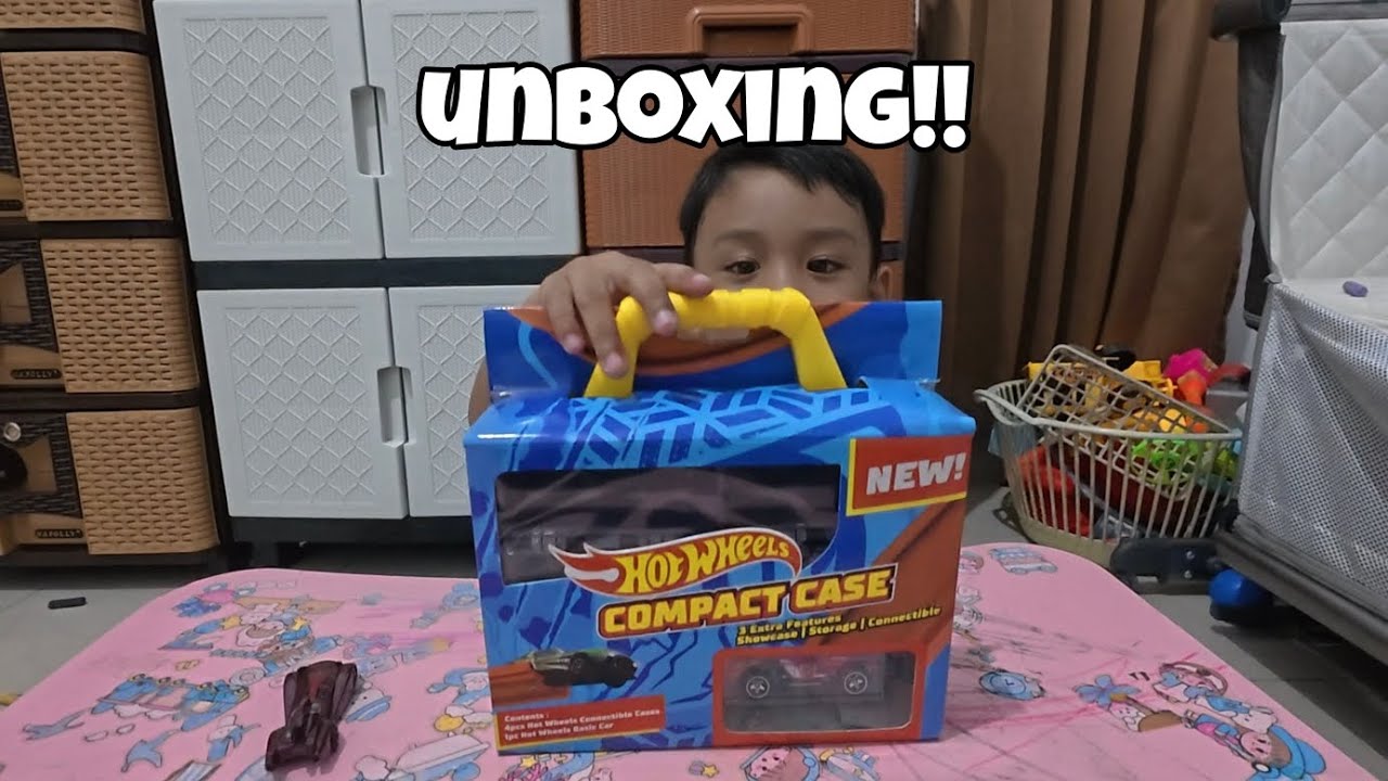 UNBOXING HOT WHEELS COMPACT CASE! - Hari Hari Qiyas Qiyar