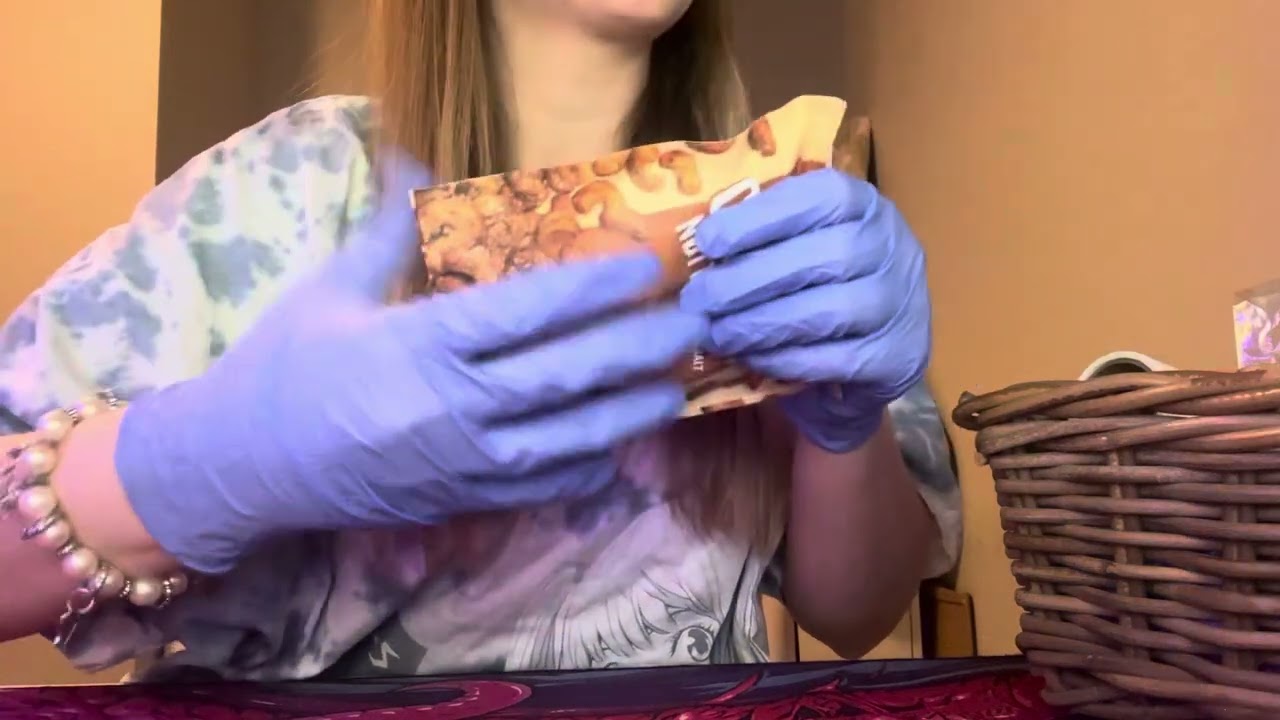 ASMR - gloves and crinkles
