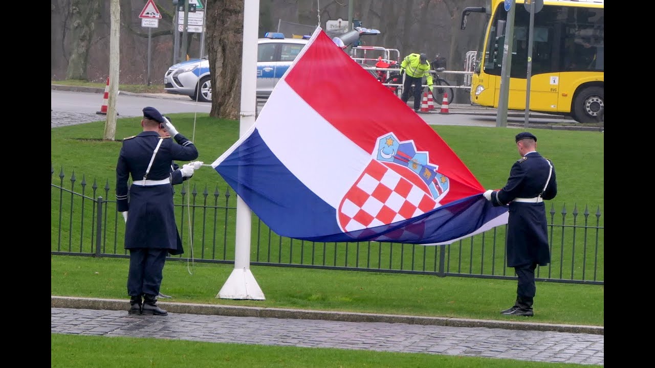 Nationalhymne Kroatien 28.10.2024 Bendlerblock