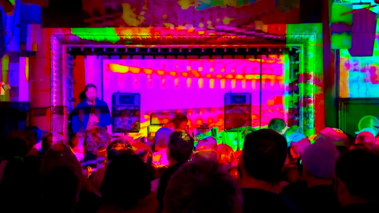 Bitchin Bajas | Union Pool, Brooklyn 12/12/2025 (complete show, with Macrodose visuals)