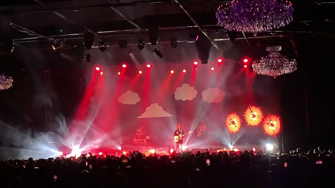 cavetown - devil town - live 4/19/22 - denver colorado