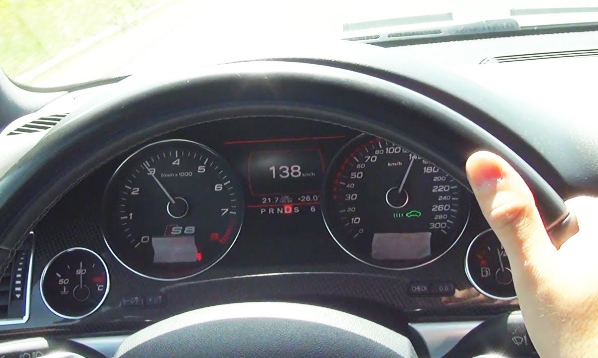 Audi S8 V10 Benzin Verbrauch auf Autobahn Fuel Consumption on Highway 70 - 140 km/h 4E Quattro