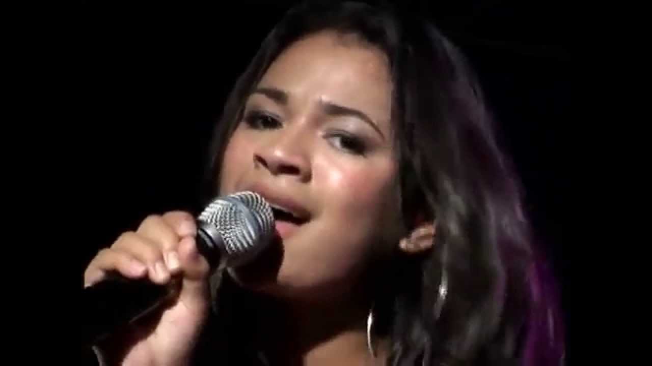 Agora Chora -  Rachel Costa e Forró Anjo Azul em Pacoti CE