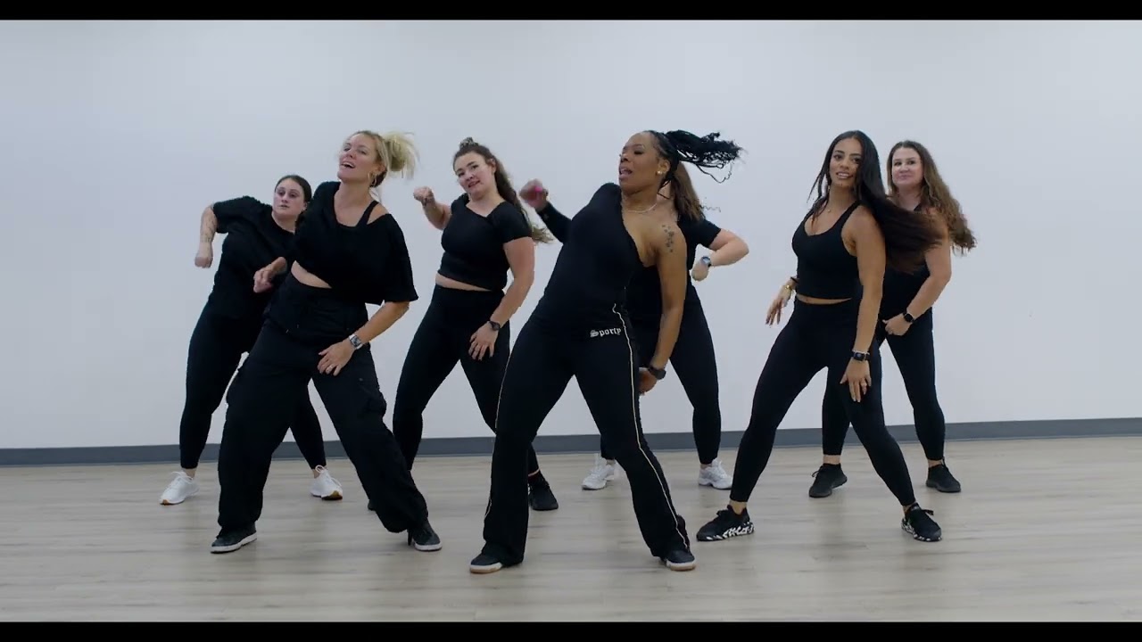 Outside by Cardi B | Fitness With Robin | Dance Fitness | HipHop 