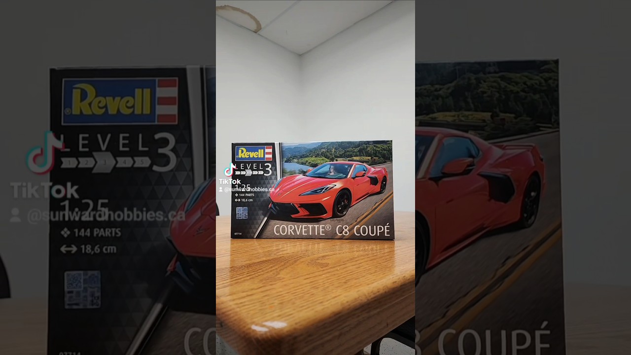 This new corvette c8 coupe model kit by revell looks great!#fyp #cars #revell #sunwardhobbies