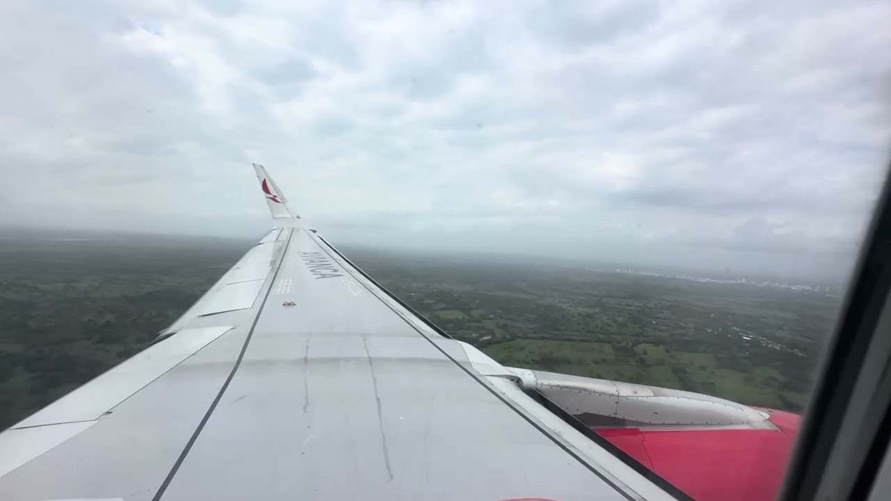 AV A320 Landing@SKMR