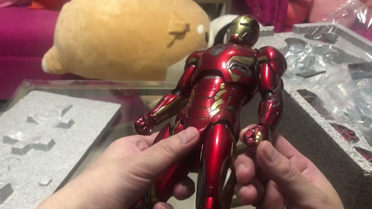 Hot Toys 1/6 scale Iron Man Mark 45 diecast from Avengers Age of Ultron Toy Unboxing and Review
