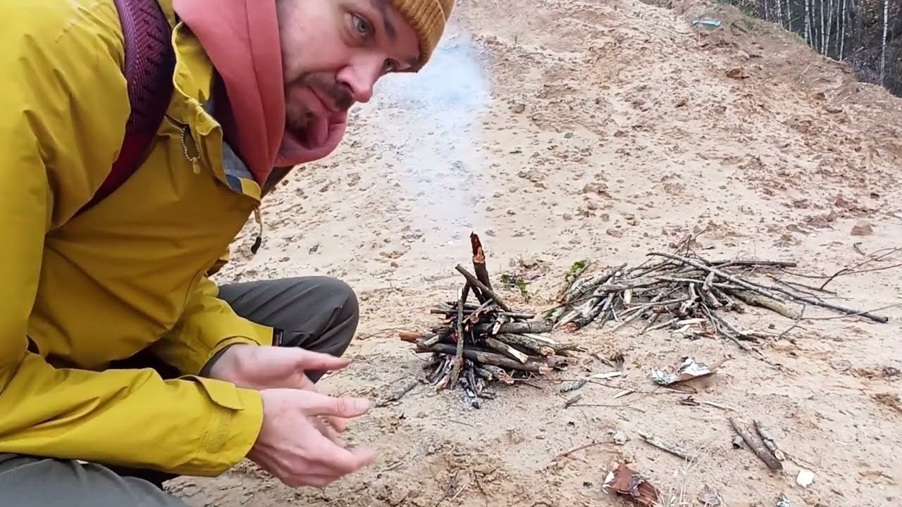 Туристический костёр КАК РАЗВЕСТИ КОСТЁР В ПОХОДЕ без инструментов и заготовок 100% вариант