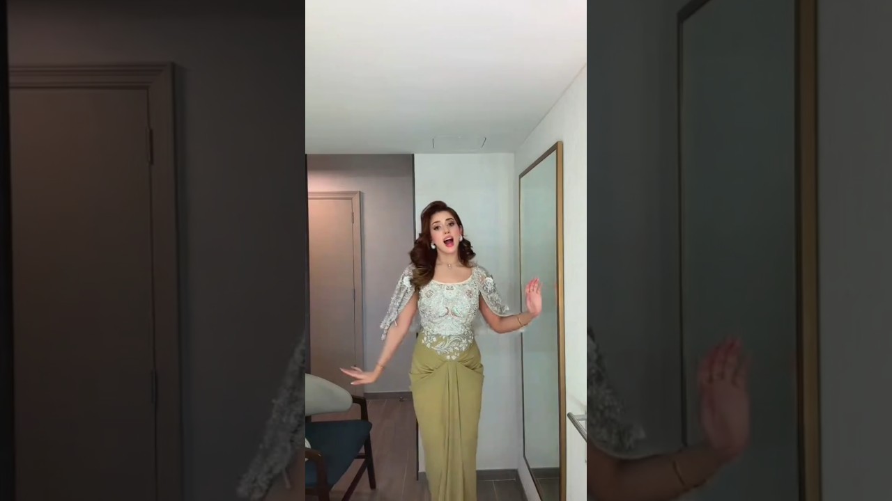 Jannat Mirza Shines at HUM Awards 2025 | Red Carpet Look & Stunning Moments ✨