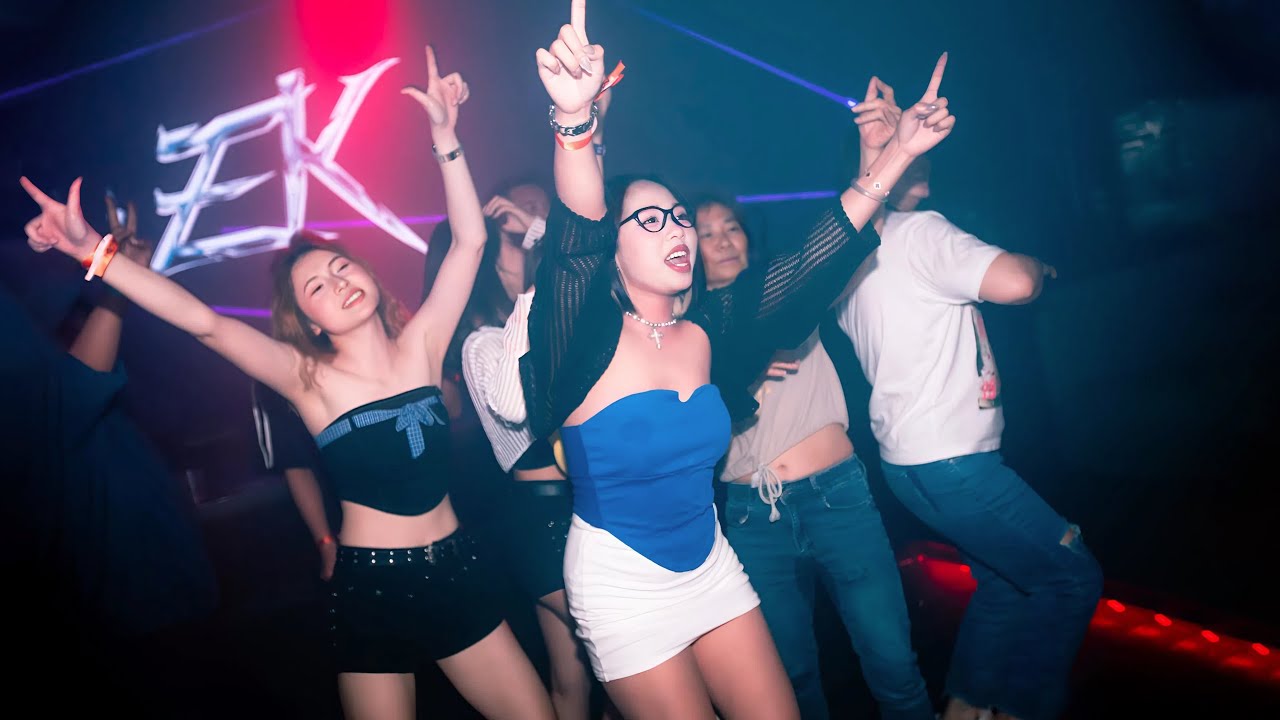 Legendary Hits Remix (#35) | Nonstop Dance Vibes Mix