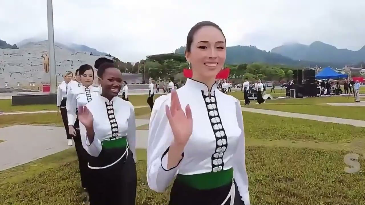LẮM TƠI - Múa Xòe | Phiên bản 2026| Âm nhạc TỐT NHẤT Cho mọi người tay trong tay múa xòe.