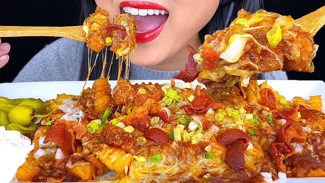 ASMR CHILI CHEESE FRIES LOADED with EXTRA CHEESE & BACON | ASMR Phan