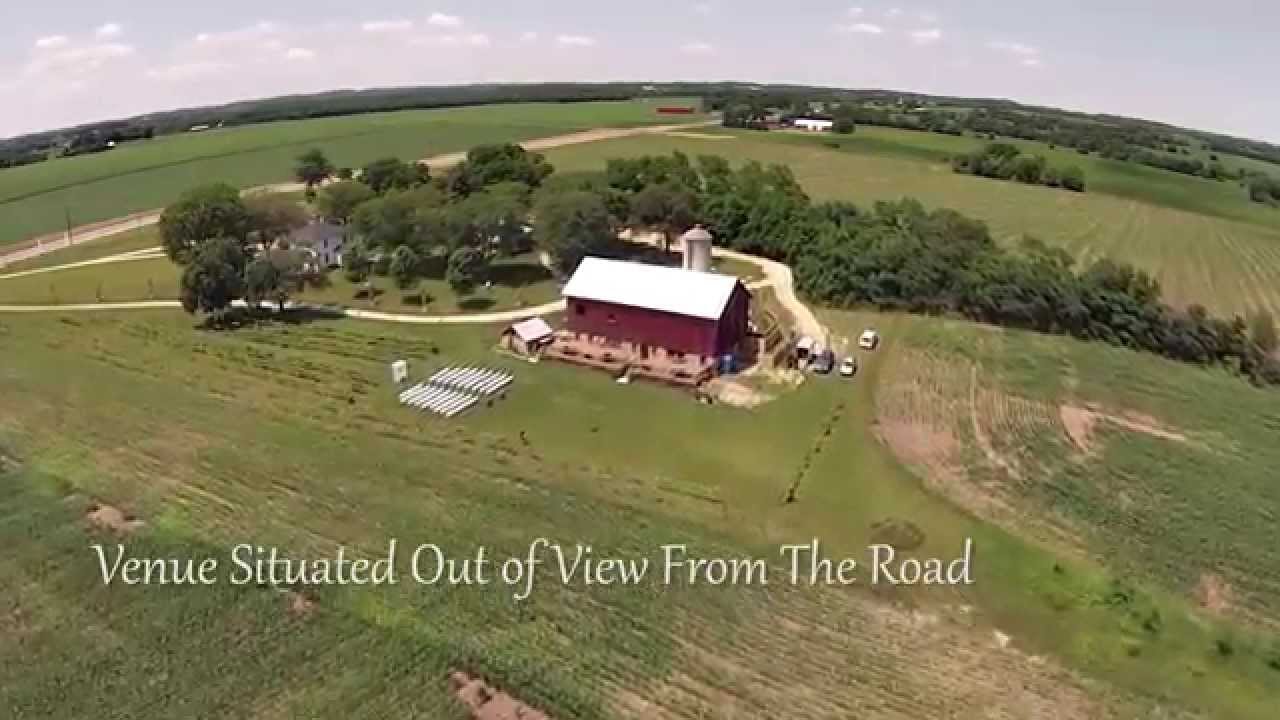 Over the Vines: A Rustic Barn Wedding Experience