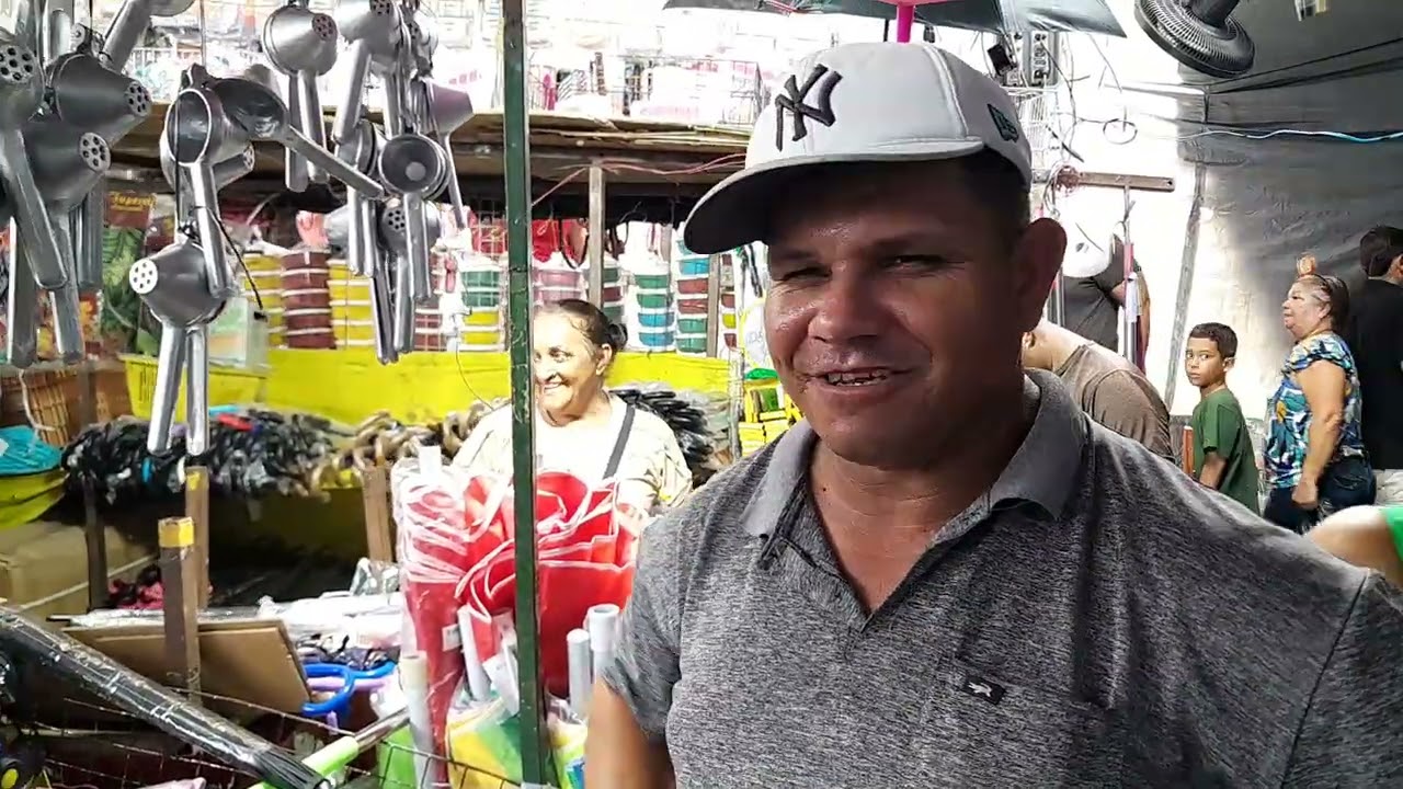 Tô na feira Paraguai Caruaru Tu é muito bom demais Eu tenho todas quinta-feira
