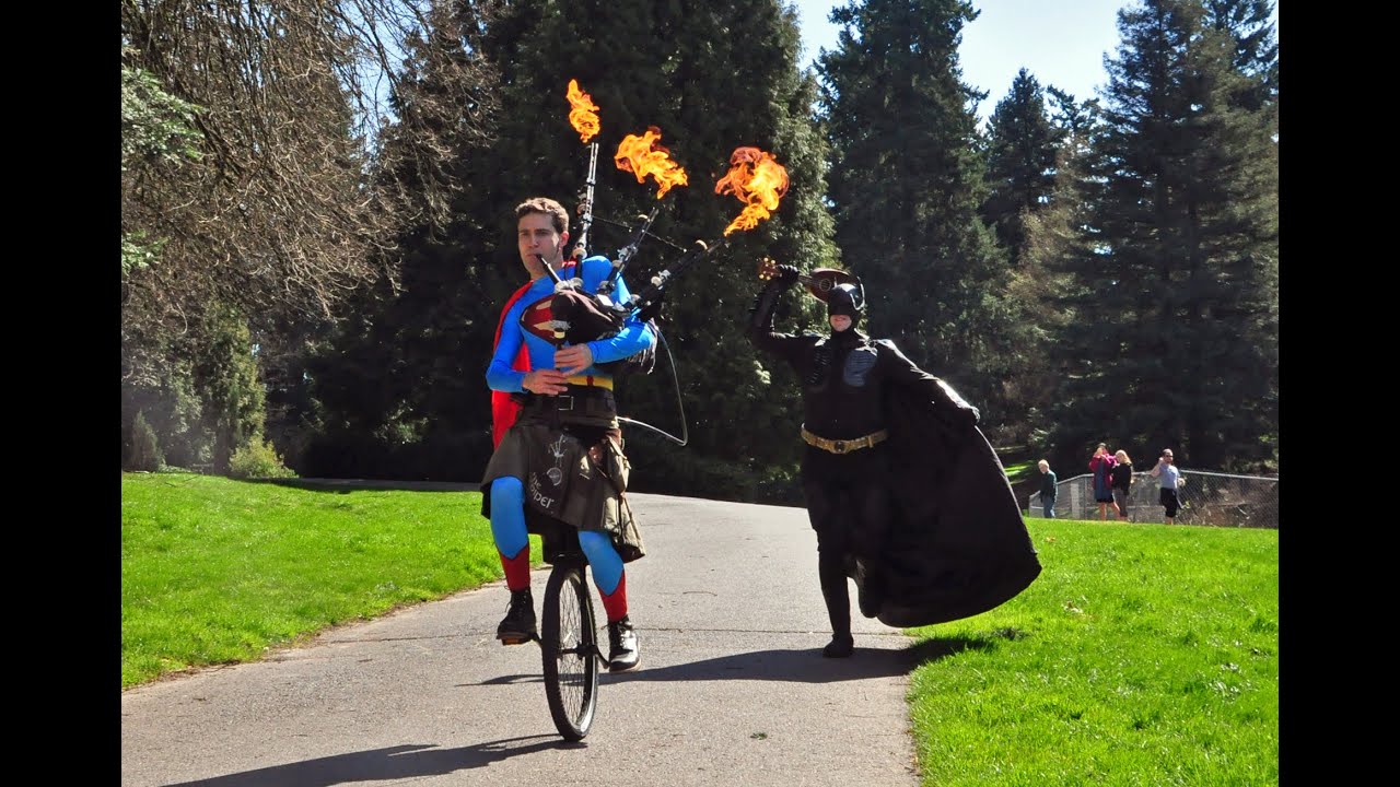 Ukulele Batman vs Bagpipe Superman - Theme Song Battle