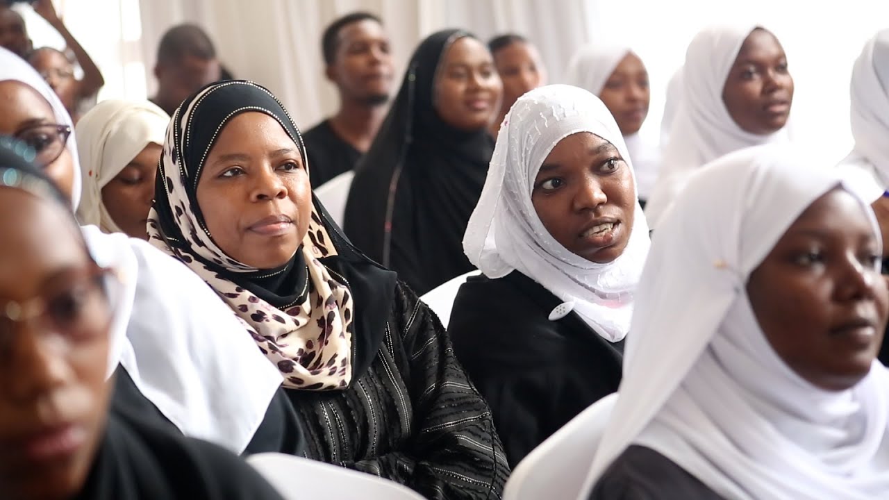 Jinsi Unavyoweza Kumbaini Mtu Mwenye Matatizo ya Afya ya Akili
