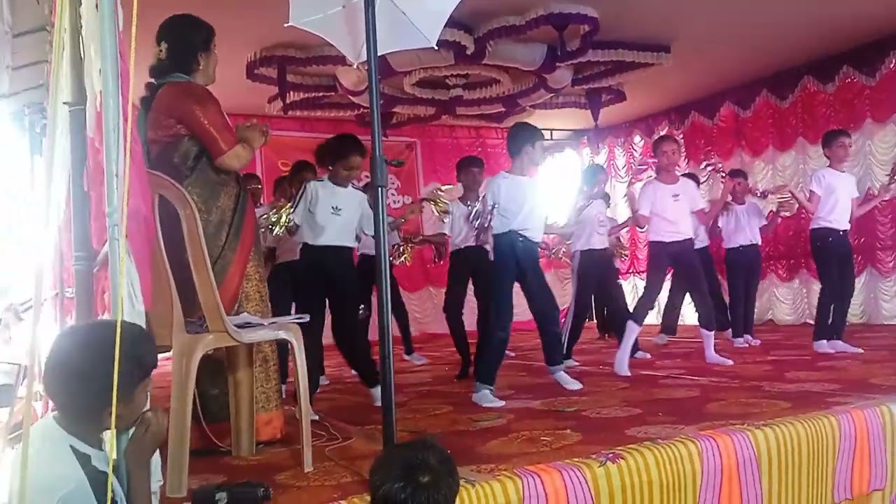 എന്റെ മോൾടെ ഡാൻസ് 4th std  school program 