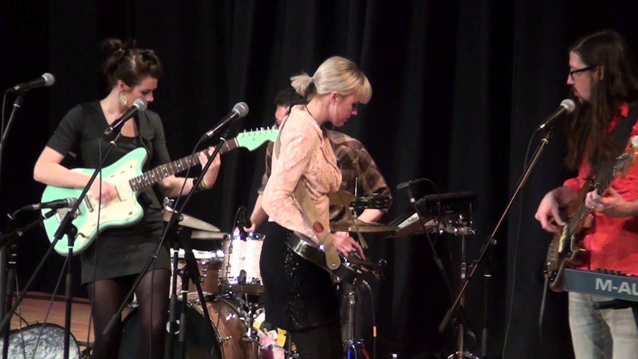 Larkin Poe@Barnsley Horizon Center 2013