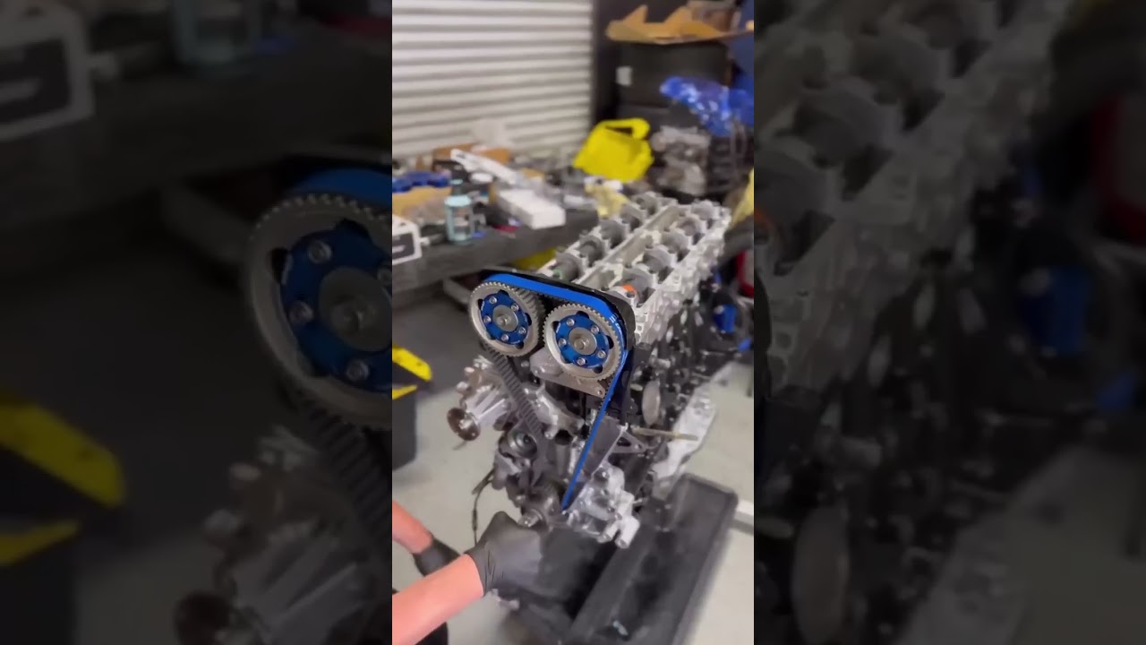 2JZ или M50 турбо?🧐 Что бы вы выбрали?🧐#2jz #m50 #bmw #toyota #шорты #двигатель #машина