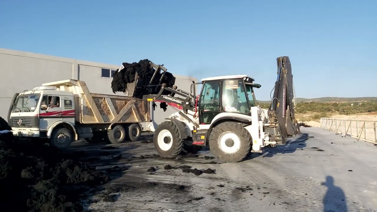 Elyaf Yüklüyoruz Hidromek 102S Supra Bekoloder