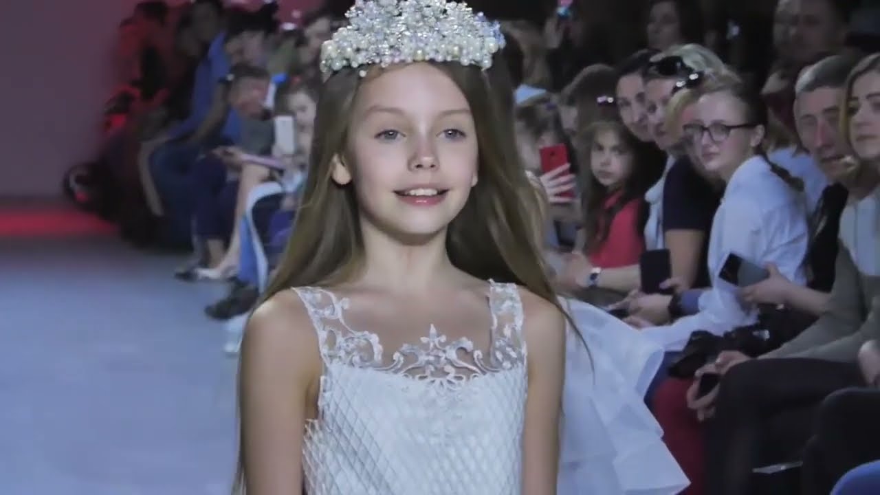 DANAYA | KIDS FASHION DAYS | SS2018 | @BelarusFashionWeek #fashion #fashionshow #fashionweek