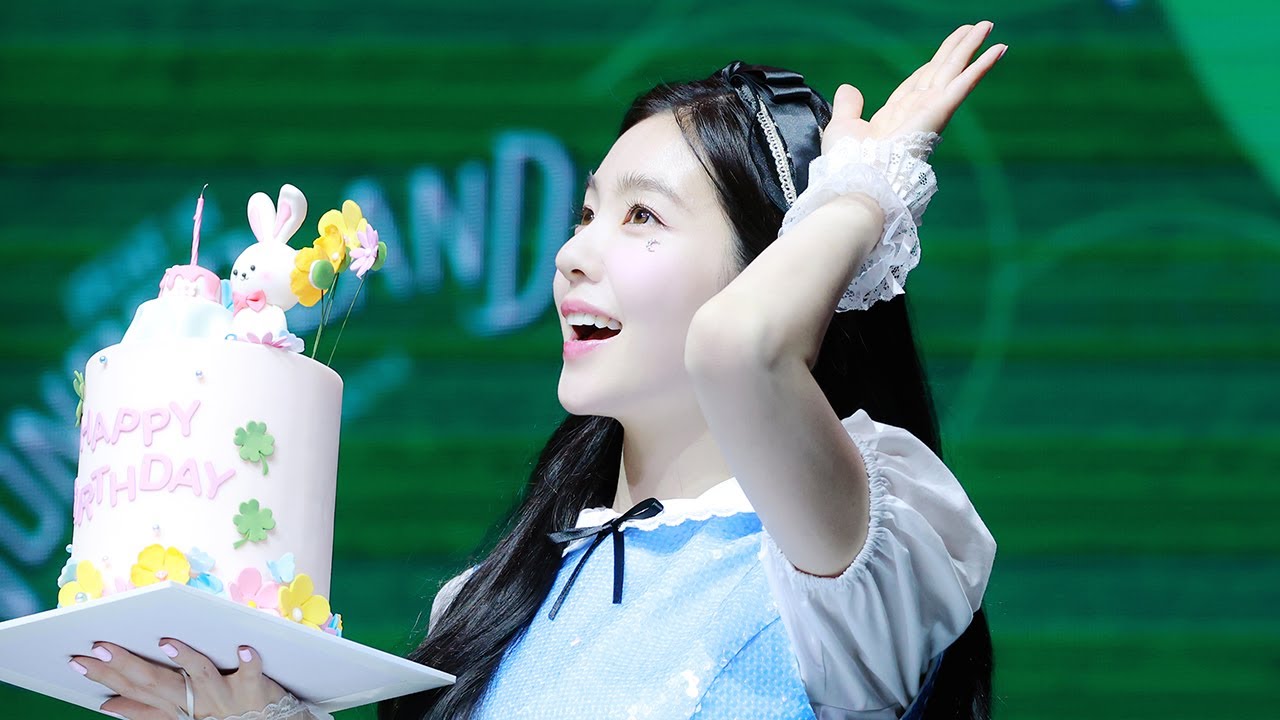 240329 IRENE in WONDERLAND - KACHING